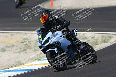 media/Jun-08-2025-TrackDaz (Sun) [[dc1ba13c79]]/C Group/1040pm (Turn 3)/